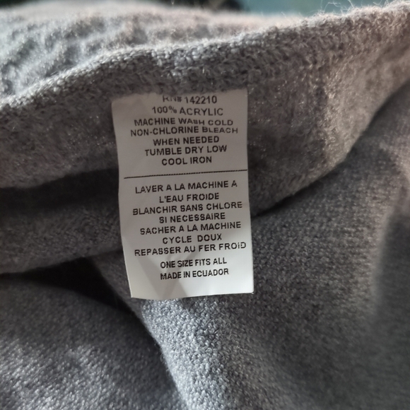 Mersea‎ Classic Fringe Travel Wrap Fog Grey One Size - Picture 6 of 6